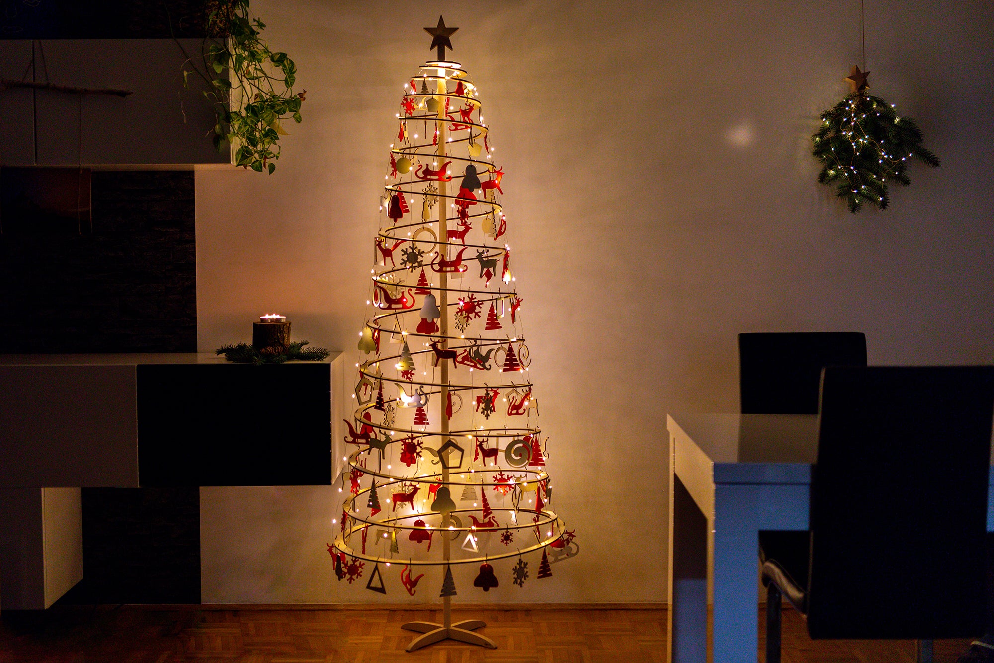 Dekorativne LED lučke za drevo Spira