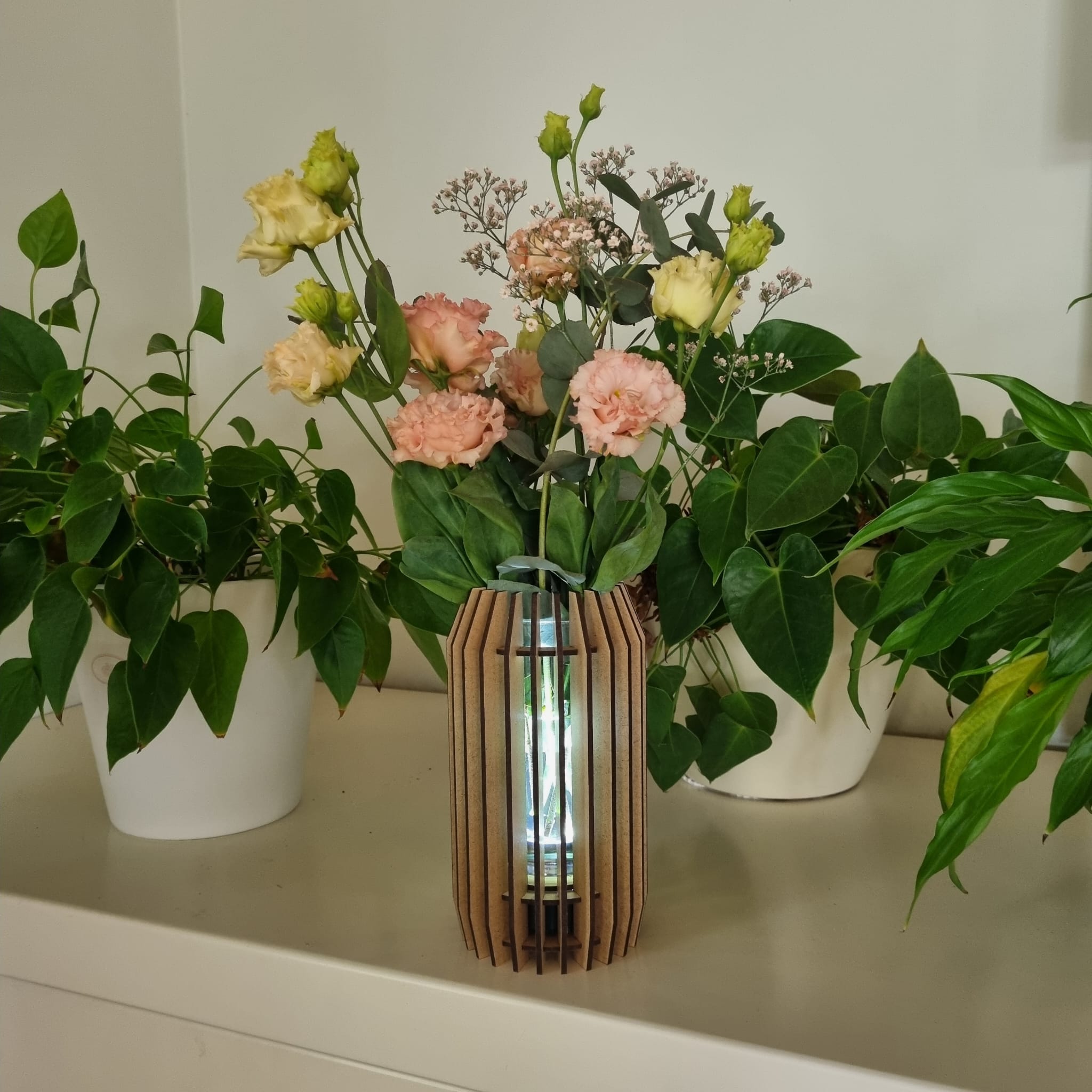 LED svetleča lesena vaza - Circular vase