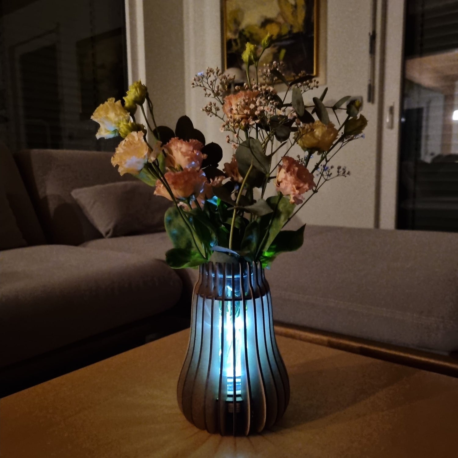 LED svetleča lesena vaza - Drop vase